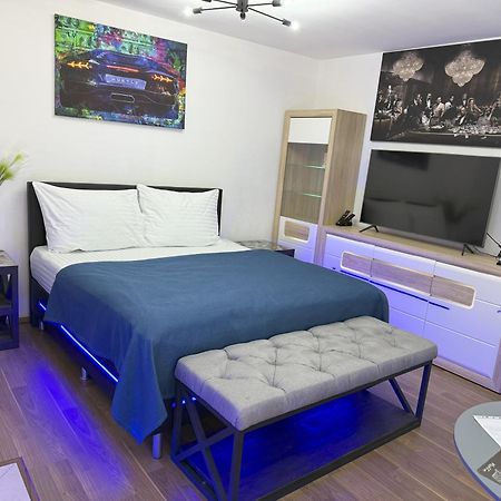 Apartment Iron Cube Praga Exterior foto